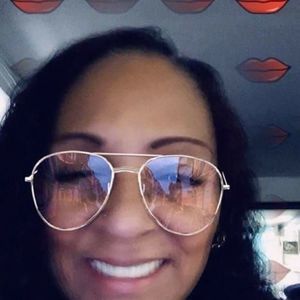 Meet your Posher, Frances